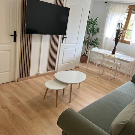 Appartement Pres De Paris, Disney & Cdg Tremblay-en-France Esterno foto